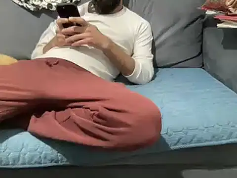 Snapshot of 4small4inchlol chatting on January 2025 06:34:02 PM 4small4inchlol online show from January 2025 06:34:02 PM