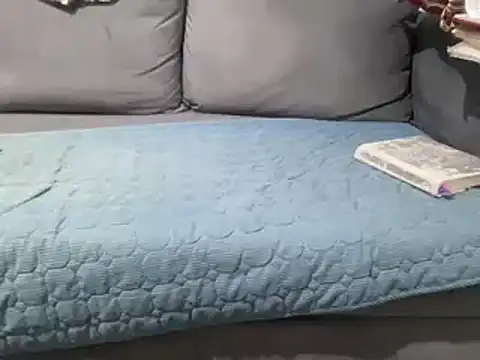 Snapshot of 4small4inchlol chatting on January 2025 11:27:02 PM 4small4inchlol online show from January 2025 11:27:02 PM