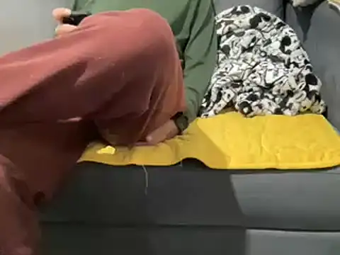 Snapshot of 4small4inchlol chatting on February 2025 10:00:02 PM 4small4inchlol online show from February 2025 10:00:02 PM