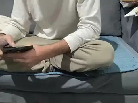 Snapshot of 4small4inchlol chatting on March 2025 05:58:02 PM 4small4inchlol online show from March 2025 05:58:02 PM