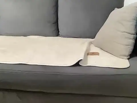 4small4inchlol online show from April 2026 07:32:01 PM