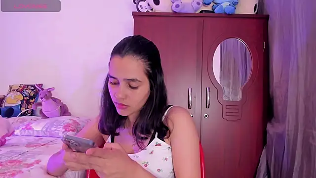 samara jonness online show from May 2026 02:41:01 AM