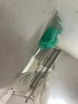 elperrinHN online show from November 2025 01:15:01 AM