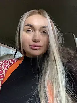 Maya Willis online show from February 2025 09:04:02 AM