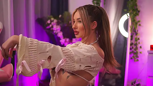 AvaShayy online show from February 2025 11:24:01 PM