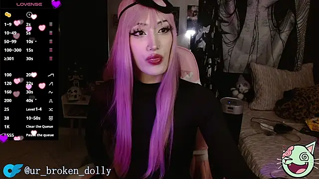 Effy Corpse online show from March 2026 01:01:02 AM