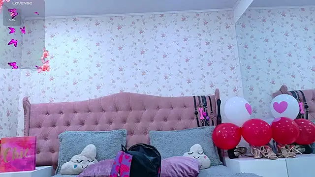 AvrillThomas online show from March 2025 02:05:02 PM