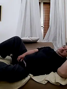 Snapshot of bluangelo chatting on March 2025 09:27:01 PM bluangelo online show from March 2025 09:27:01 PM