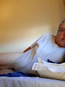 Snapshot of bluangelo chatting on September 2025 12:48:01 PM bluangelo online show from September 2025 12:48:01 PM