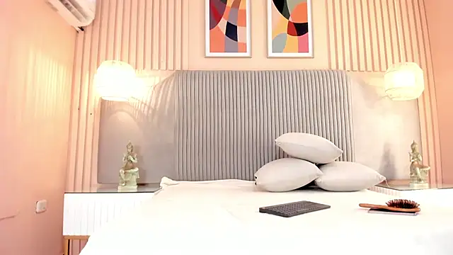 samyriverss online show from November 2025 10:37:01 AM