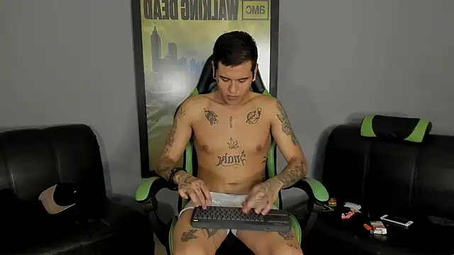 Snapshot of jamesinked_ chatting on February 2025 05:19:02 AM jamesinked  online show from February 2025 05:19:02 AM