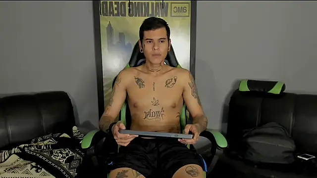 Snapshot of jamesinked_ chatting on March 2025 02:04:01 AM jamesinked  online show from March 2025 02:04:01 AM