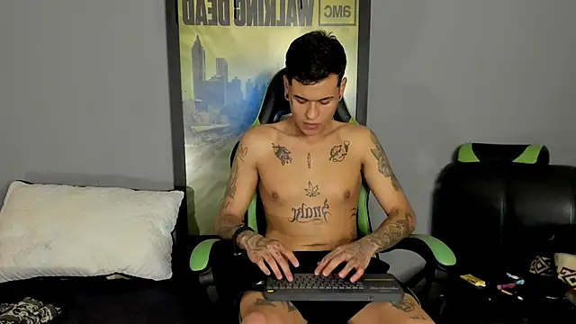 Snapshot of jamesinked_ chatting on March 2025 03:36:02 AM jamesinked  online show from March 2025 03:36:02 AM