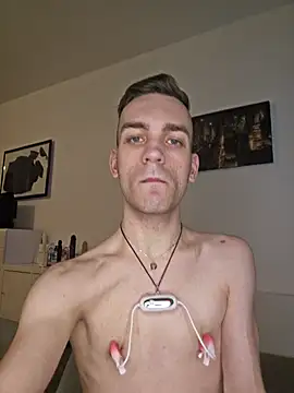 nickdtr online show from November 2025 04:47:01 PM