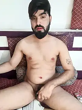 Snapshot of Chris_Strokes_69 chatting on December 2024 10:46:02 PM Chris Strokes 69 online show from December 2024 10:46:02 PM