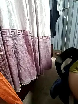 Snapshot of Fuckmehard2xx chatting on January 2025 02:14:01 AM Fuckmehard2xx online show from January 2025 02:14:01 AM