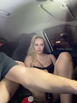 Snapshot of thats_lou chatting on January 2025 05:04:01 PM thats lou online show from January 2025 05:04:01 PM