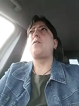 Snapshot of larylary6969 chatting on October 2025 09:19:01 AM larylary6969 online show from October 2025 09:19:01 AM