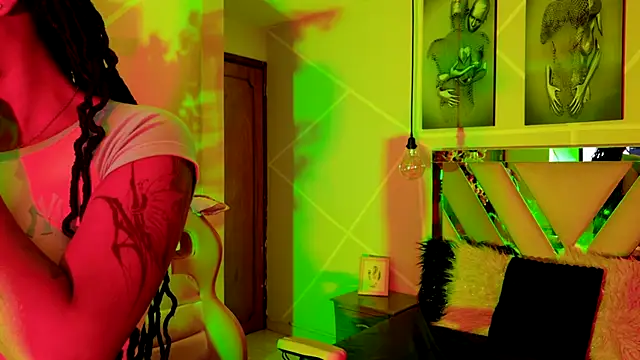 Elith noa online show from September 2025 07:19:02 PM