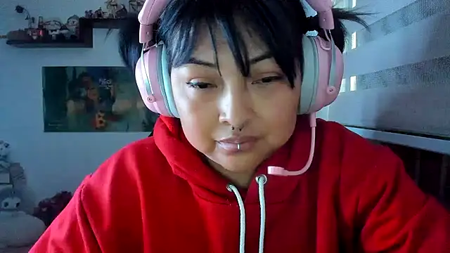 Shaddycute  online show from March 2026 11:00:02 PM