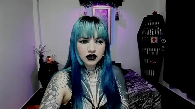 DimmuandDarkness online show from April 2026 10:37:01 PM