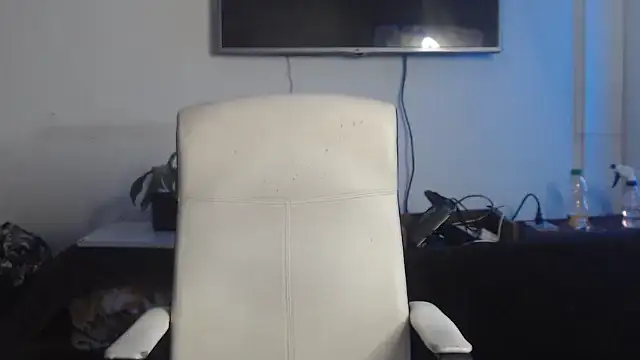 Antonella borja online show from December 2025 05:41:01 PM