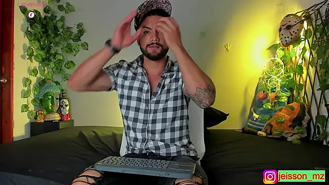 Jaxxon  online show from January 2025 02:00:02 PM