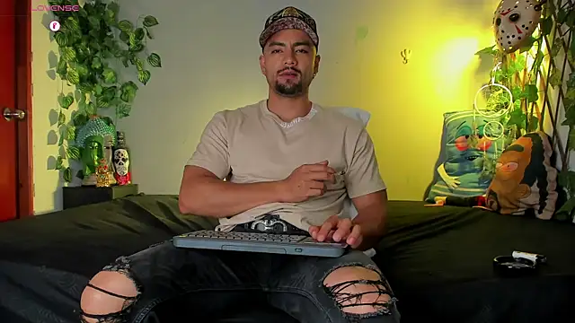Jaxxon  online show from January 2025 03:01:02 AM