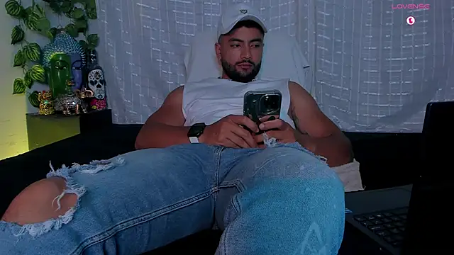 Jaxxon  online show from September 2025 12:00:02 AM