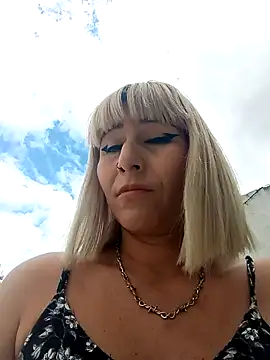 florecita9 online show from December 2024 06:34:02 PM