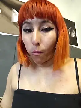 florecita9 online show from October 2025 05:13:02 PM