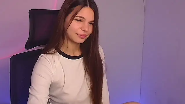 Snapshot of Hanna_Way chatting on December 2024 09:48:02 AM Hanna Way online show from December 2024 09:48:02 AM