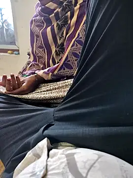 Snapshot of FeltedEuropium chatting on December 2025 07:28:01 AM FeltedEuropium online show from December 2025 07:28:01 AM