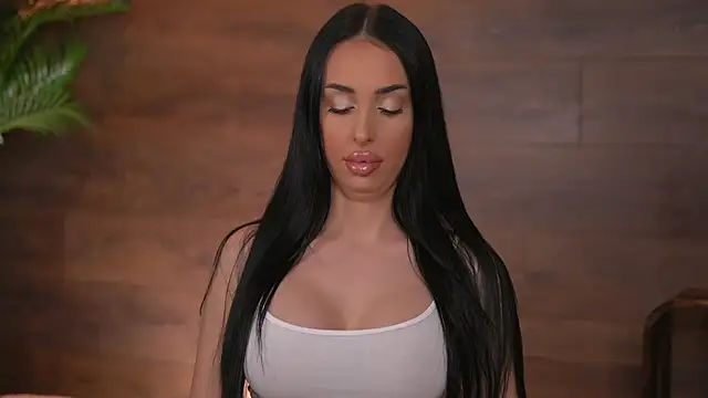 KairaAndrews online show from March 2026 07:32:01 PM