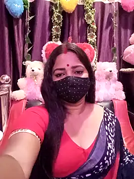 Snapshot of ella_mariya chatting on April 2026 07:11:01 PM ella mariya online show from April 2026 07:11:01 PM