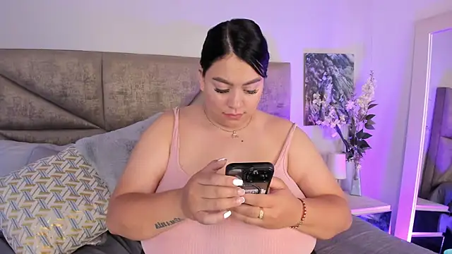 Snapshot of Salomesimos1 chatting on January 2025 11:15:02 PM Salomesimos1 online show from January 2025 11:15:02 PM