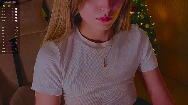 Snapshot of Saillise chatting on December 2024 12:09:01 AM Saillise online show from December 2024 12:09:01 AM