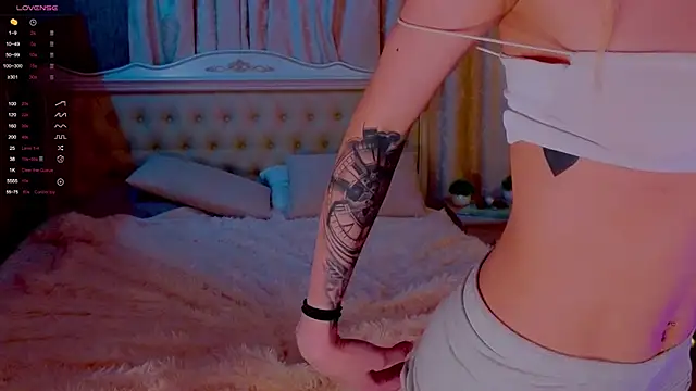 Snapshot of Saillise chatting on December 2024 12:07:01 AM Saillise online show from December 2024 12:07:01 AM