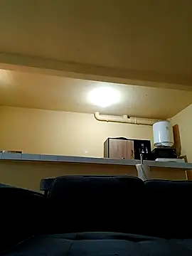 Snapshot of chris_sbh chatting on February 2025 04:34:02 PM chris sbh online show from February 2025 04:34:02 PM