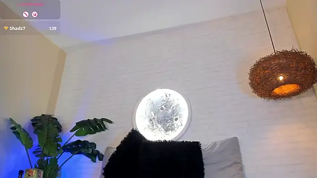 Elise Diamond online show from March 2025 02:38:02 AM