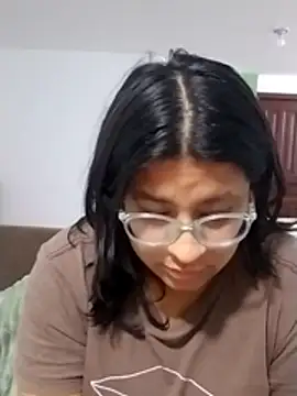 sarah12333 online show from July 2026 12:04:02 AM