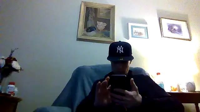 Snapshot of kollzCloudzz chatting on June 2026 07:44:01 AM kollzCloudzz online show from June 2026 07:44:01 AM