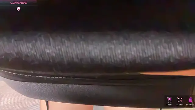 Pavlyna online show from October 2025 05:35:01 PM