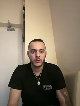 Snapshot of Alexandrupgixx chatting on December 2024 09:34:02 AM Alexandrupgixx online show from December 2024 09:34:02 AM
