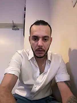Snapshot of Alexandrupgixx chatting on December 2024 09:39:02 PM Alexandrupgixx online show from December 2024 09:39:02 PM