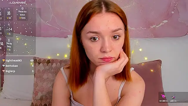 Snapshot of VirginOlly chatting on February 2025 12:47:01 PM VirginOlly online show from February 2025 12:47:01 PM