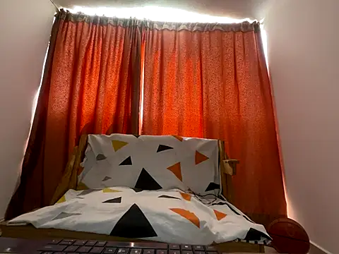 Malkon Big online show from December 2025 03:54:01 PM