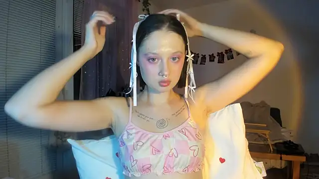 Snapshot of Jenny_darling_love chatting on December 2025 07:23:02 PM Jenny darling love online show from December 2025 07:23:02 PM