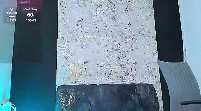 Snapshot of emilybaboo chatting on January 2025 03:06:01 PM emilybaboo online show from January 2025 03:06:01 PM