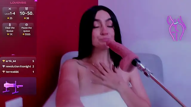 Kate bunny  online show from March 2025 02:15:02 PM